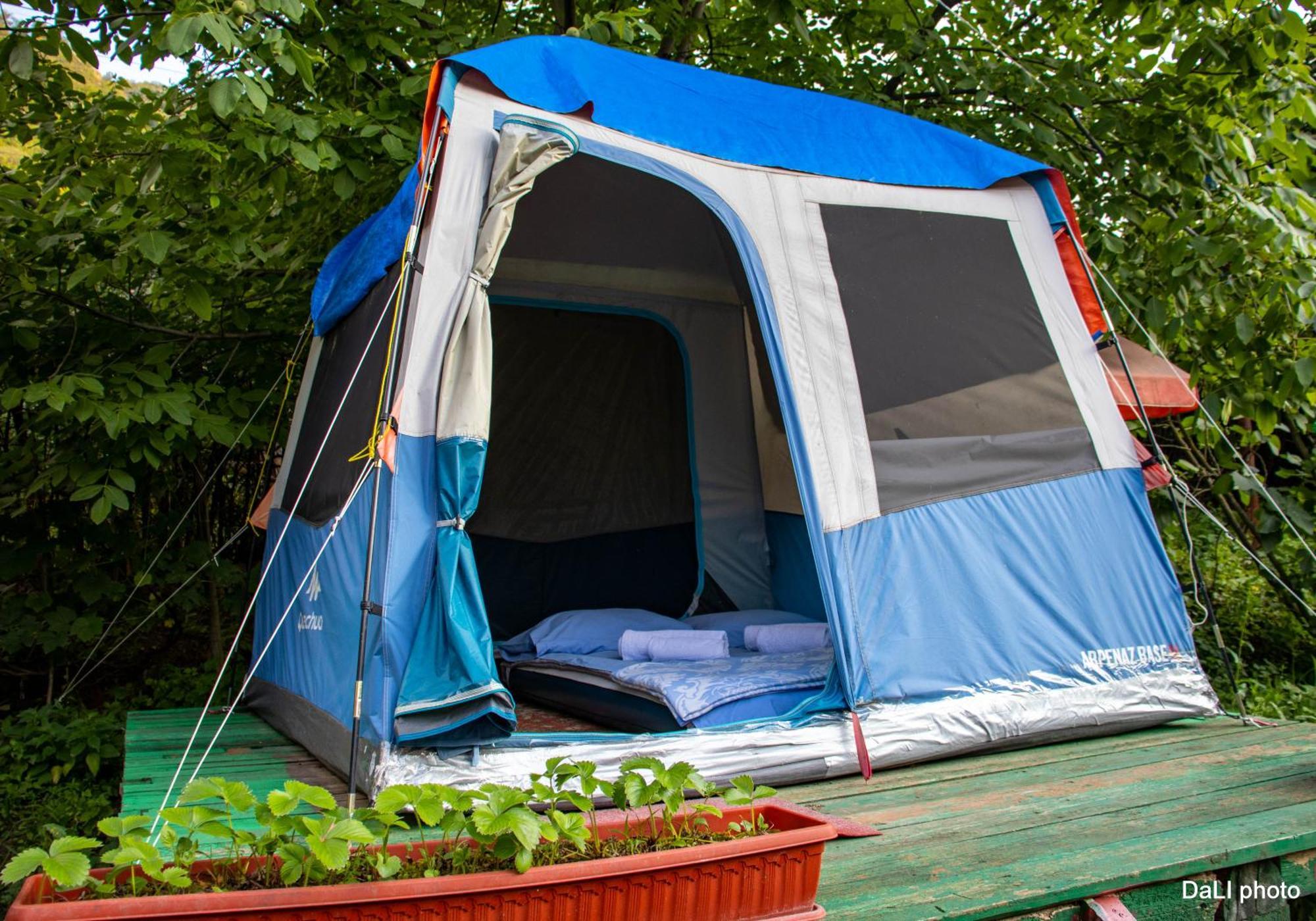 ホテル Tereza Glamping Sanain エクステリア 写真